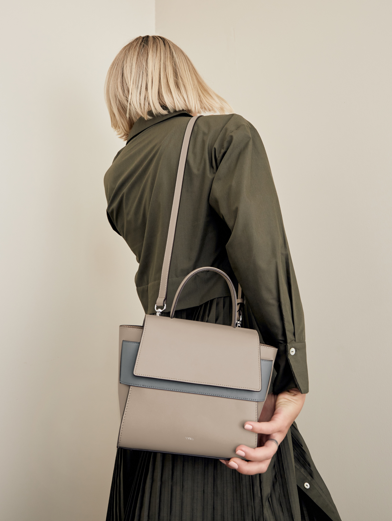 VERA Margo as Crossbody